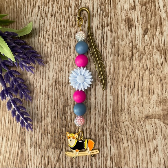 Bookmark Corgi Dog Handcrafted Artisan Beaded Metal Journal Gift Read Book - Picture 1 of 3